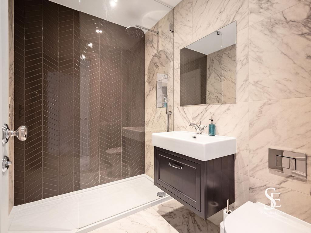Bedroom 2 En Suite