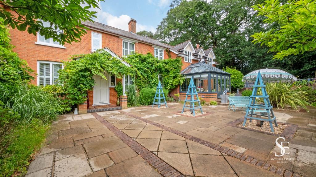 Front Courtyard