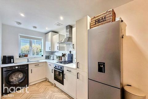 3 bedroom end of terrace house for sale - Wells Close, Leicester