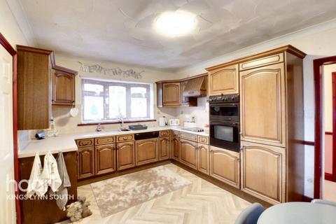 3 bedroom bungalow for sale, Main Road, Clenchwarton