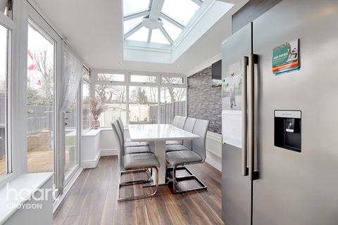 2 bedroom semi-detached house for sale, King Henrys Drive, Croydon