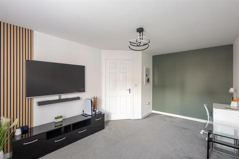 3 bedroom semi-detached house to rent, Speckledwood Way, Great Park, Newcastle upon Tyne