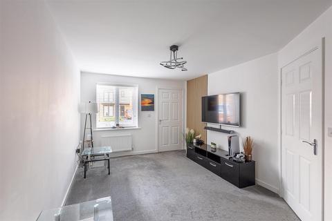 3 bedroom semi-detached house to rent, Speckledwood Way, Great Park, Newcastle upon Tyne