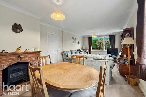 2 bedroom detached bungalow for sale, Middle Drove, St Johns Fen End