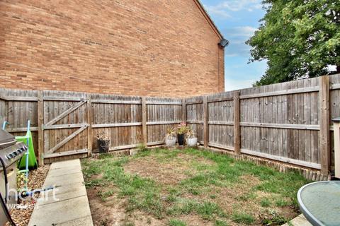 3 bedroom end of terrace house for sale, Fenmen Place, Wisbech
