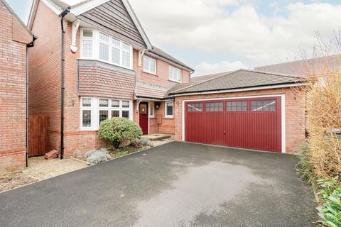 Cheswick Village, Bristol BS16