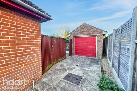 3 bedroom chalet for sale, Heath Road, Colchester