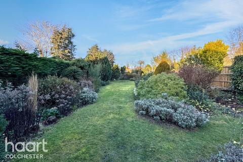 3 bedroom chalet for sale, Heath Road, Colchester