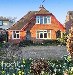 3 bedroom chalet for sale, Heath Road, Colchester