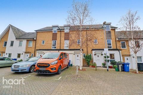 undefined, Saxton Close, Grays