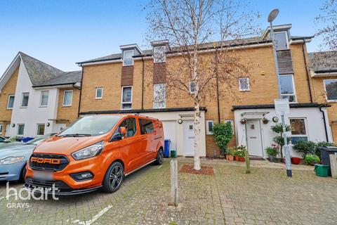 undefined, Saxton Close, Grays