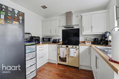 undefined, Saxton Close, Grays