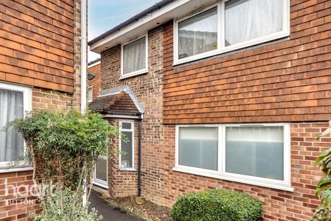 1 bedroom apartment for sale, Freeman Road, Morden