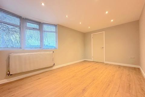 undefined, Lincoln Green, Wolverhampton WV10