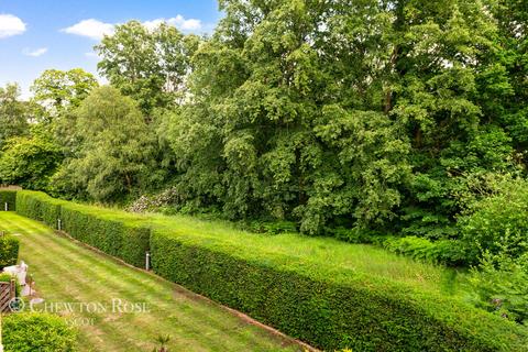 3 bedroom apartment for sale, Brook Avenue, Ascot
