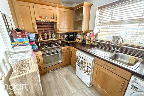 2 bedroom flat for sale, Malyon Close, Braintree