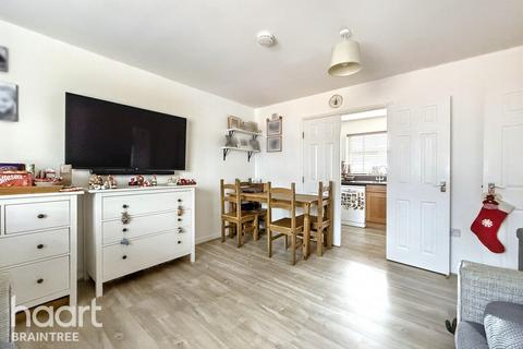 2 bedroom flat for sale, Malyon Close, Braintree