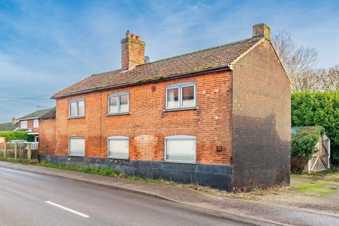 3 bedroom detached house for sale, Market Street, Shipdham