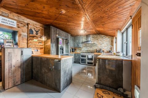 3 bedroom detached house for sale, Market Street, Shipdham