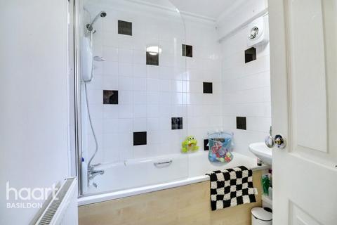 1 bedroom apartment for sale, The Knares, Basildon