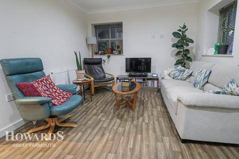 4 bedroom duplex for sale, King Street, Great Yarmouth