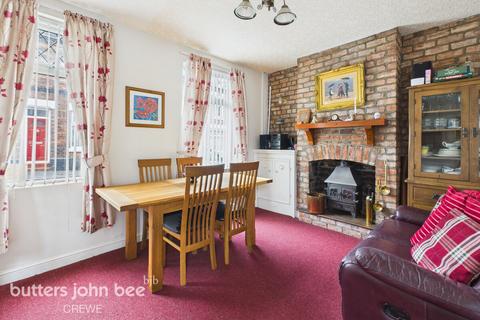 3 bedroom end of terrace house for sale, Meredith Street, Crewe