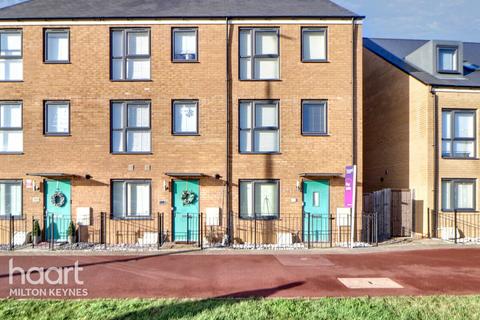 4 bedroom end of terrace house for sale, Countess Way, Milton Keynes