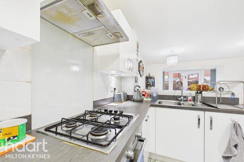 4 bedroom end of terrace house for sale, Countess Way, Milton Keynes