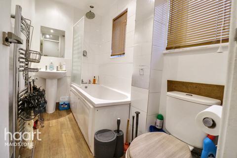 undefined, Bicknor Road, MAIDSTONE