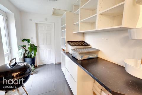 3 bedroom terraced house for sale, Walton Street, Leicester