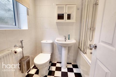 3 bedroom terraced house for sale, Walton Street, Leicester