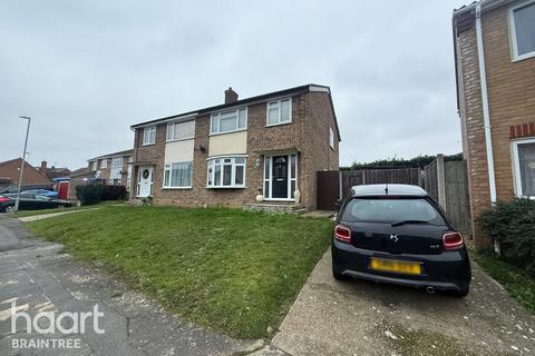 3 bedroom semi-detached house for sale, Worcester Close, Braintree