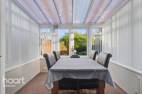 3 bedroom semi-detached house for sale, Vincent Close, Ipswich