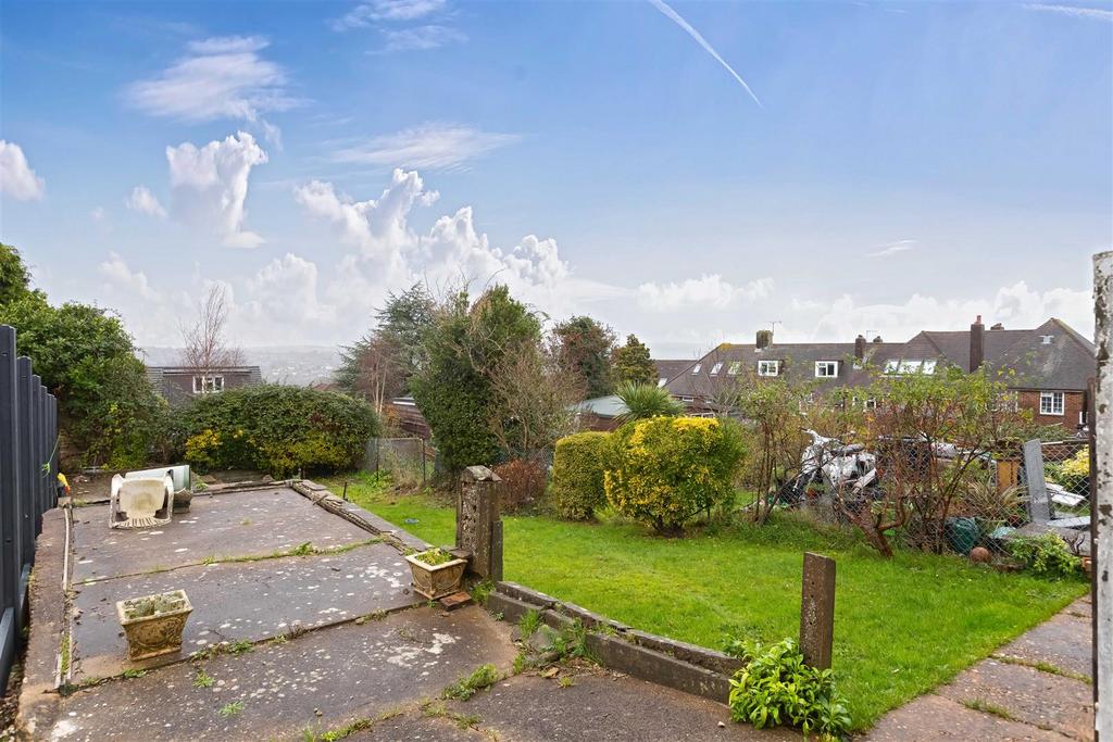 Westfield Close 10.jpg