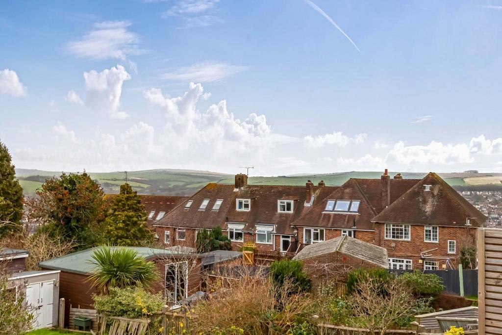 Westfield Close 15.jpg