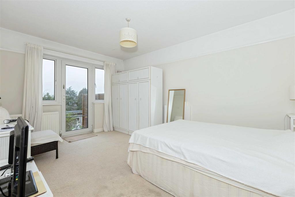 Westfield Close.jpg