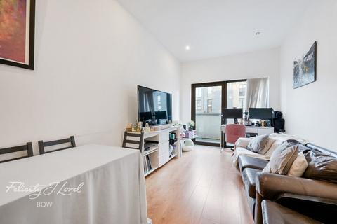 1 bedroom apartment for sale, Aqua Vista Square, London