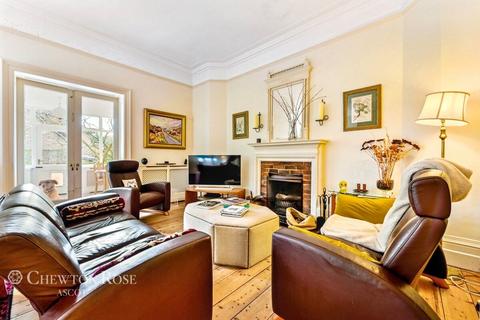 2 bedroom apartment for sale, Burleigh Road, Ascot
