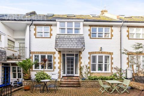 undefined, Portland Mews, Brighton, East Sussex, BN2