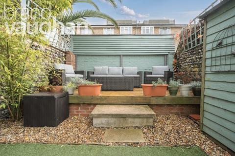 undefined, Dorset Gardens, Brighton, East Sussex, BN2