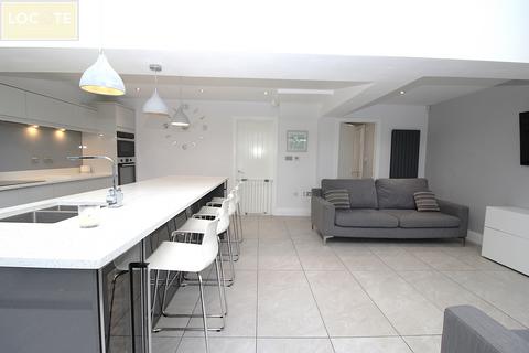 3 bedroom detached house for sale, Dunster Drive, Flixton