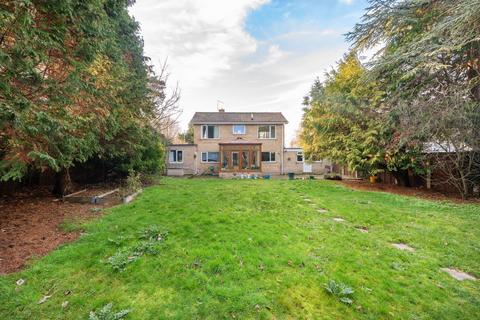 4 bedroom detached house for sale, Yarmouth Road, Lowestoft