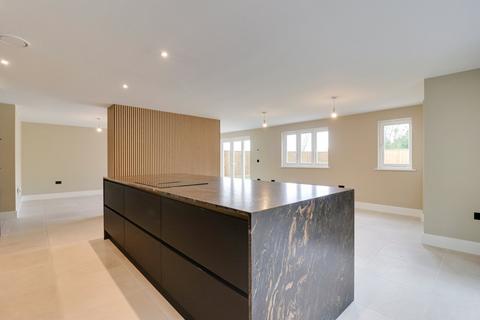 4 bedroom semi-detached house for sale, Station Road, Takeley, Bishop's Stortford, CM22