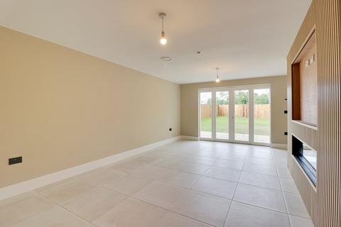 4 bedroom semi-detached house for sale, Station Road, Takeley, Bishop's Stortford, CM22