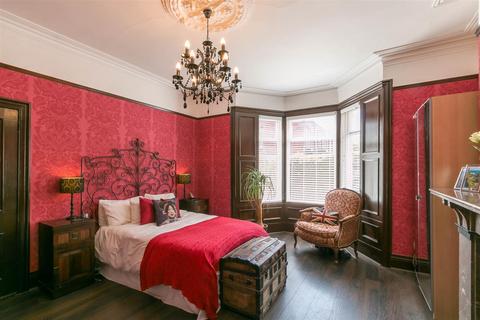 2 bedroom flat to rent, Thornleigh Road, Jesmond, Newcastle upon Tyne