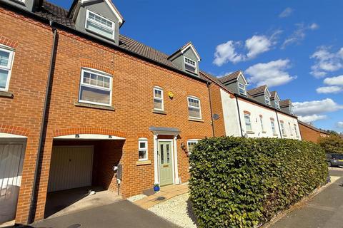3 bedroom semi-detached house for sale - Trostrey Road, Birmingham B30