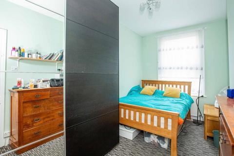 3 bedroom flat for sale, Westbourne Street, Hove