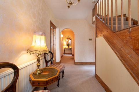 5 bedroom detached house for sale, Hall Lane, Hagley