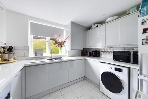 2 bedroom flat for sale, Beeding Court, Mill Rise, Brighton