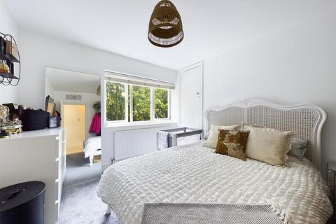 2 bedroom flat for sale, Beeding Court, Mill Rise, Brighton